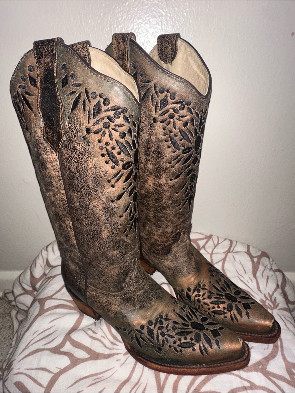 Circle G by CORRAL Women’s “Shedron Snip Toe” Copper/ black embroidered boots 7M - Picture 12 of 14